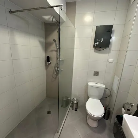 Prime 2-bedroom Welingrad